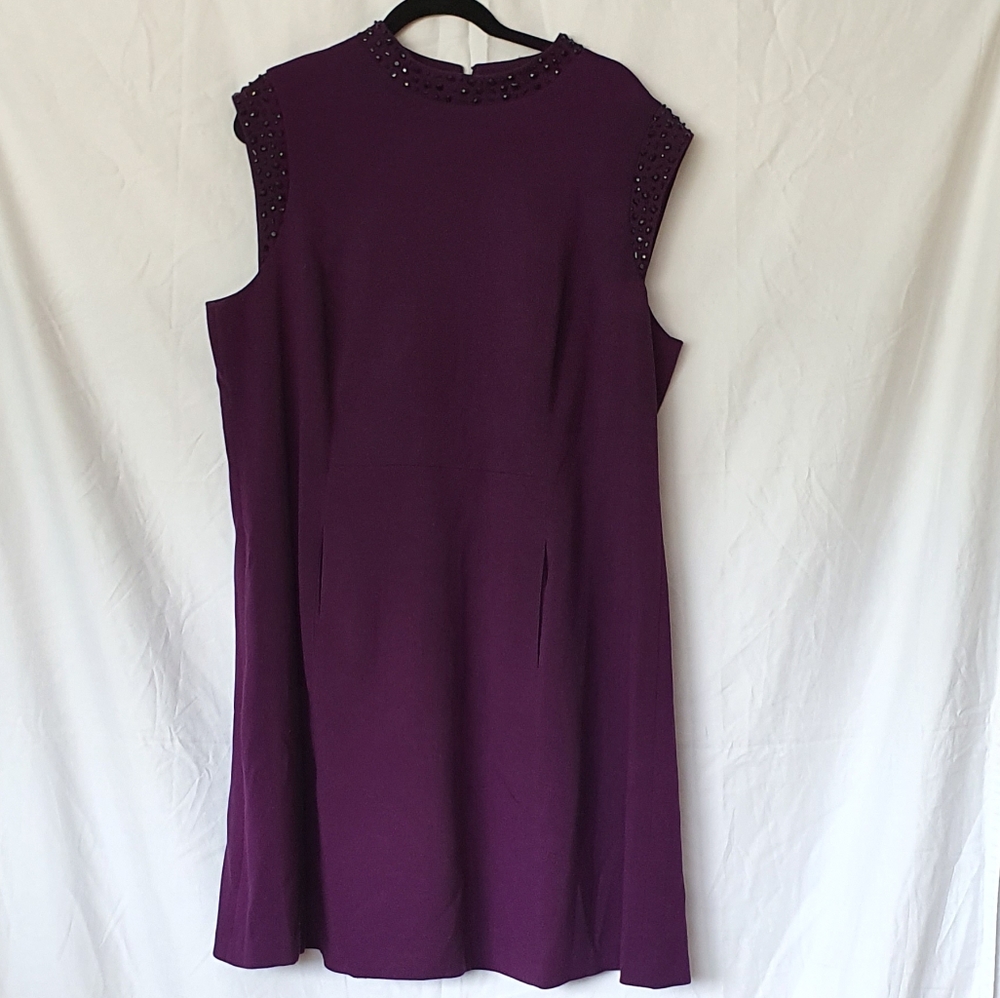 Vince Camuto purple dress,black beading, pockets!